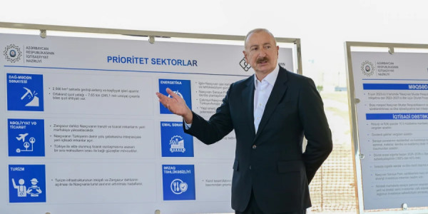 Prezident İlham Əliyev Naxçıvan Sənaye Parkının təməlini qoyub