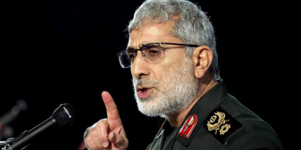 İraqda silah böhranı: İranlı general liderlərlə görüşüb