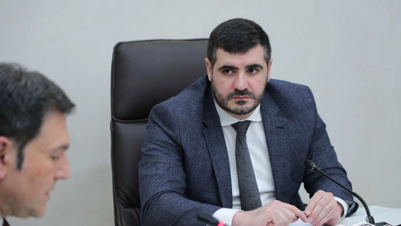 Ermənistan deputatından Bakı ilə bağlı mesaj: