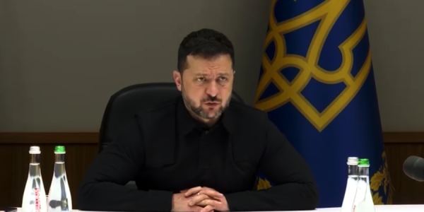 Zelenski: Ukrayna bu il 745 kvadratkilometr ərazini azad edib