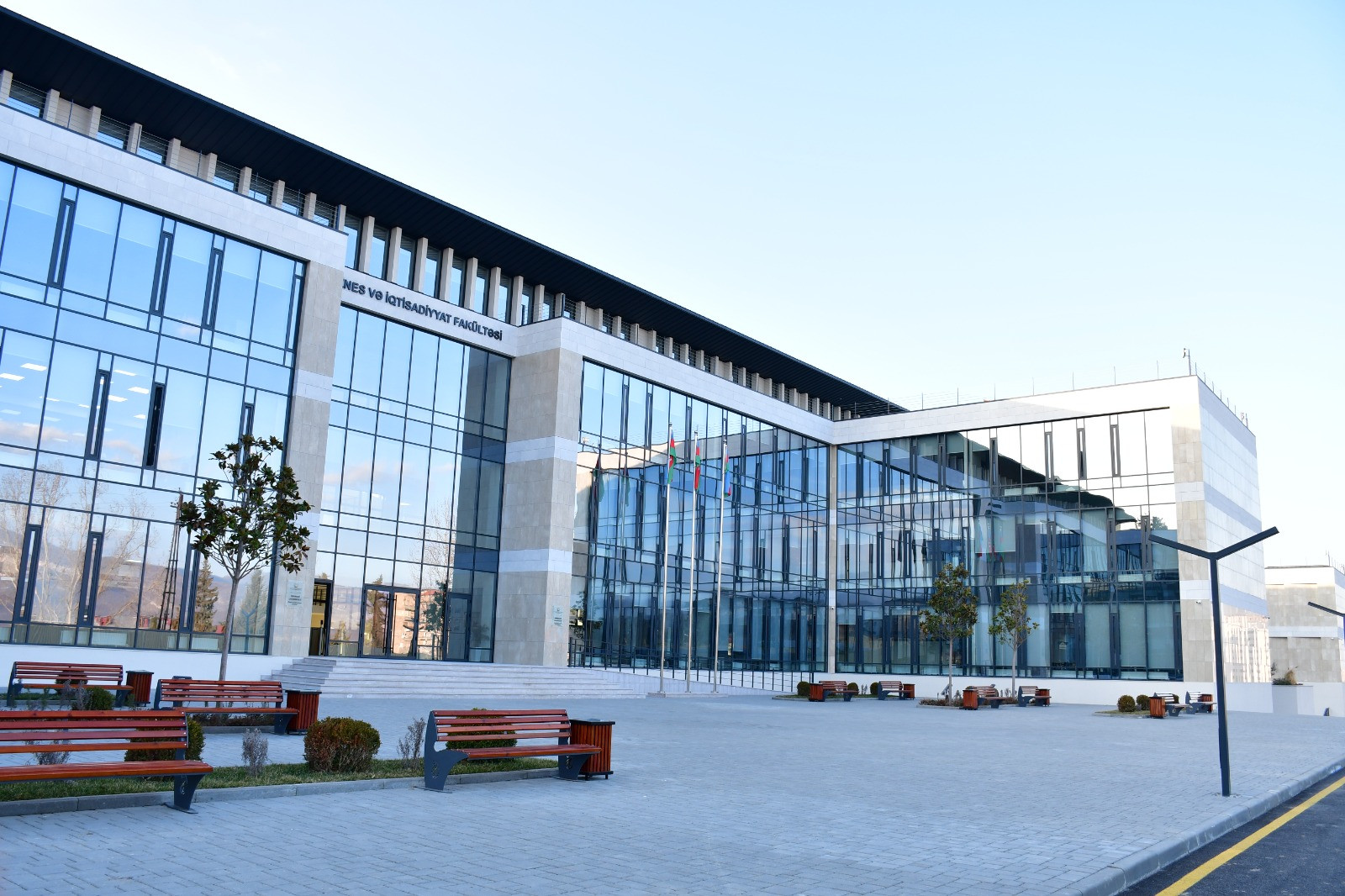 Qarabağ Universitetində ixtisas və fakültələrin sayı artırılıb