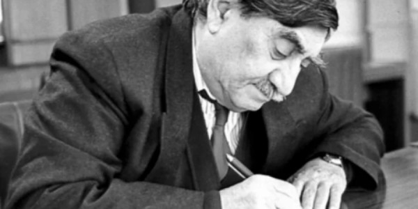Qabil: Yüz ilin poeziya yaddaşı