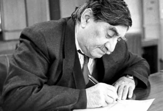 Qabil: Yüz ilin poeziya yaddaşı