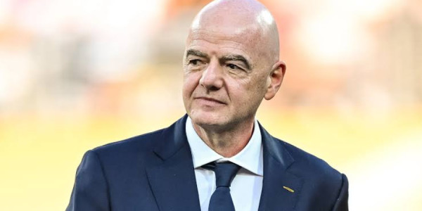 İnfantinoya zərbə: Daha bir ölkə FIFA rəhbərliyinə etiraz etdi