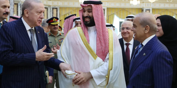 Müdafiə sazişi Hindistanda narahatlıq yaradıb