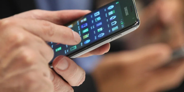 Azərbaycanda mobil rabitə bazarı 3 % böyüyüb