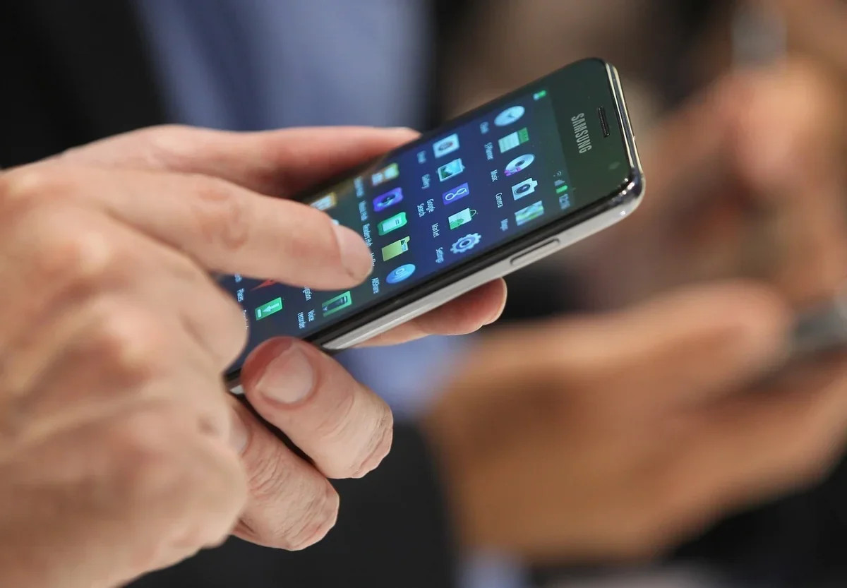 Azərbaycanda mobil rabitə bazarı 3 % böyüyüb