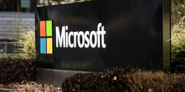 Rusiyalı deputatı seçkidən Microsoft