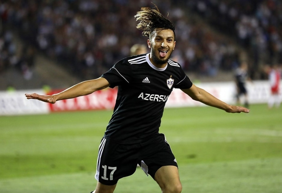 Abdulla Zubir "Qarabağ"dan ayrılıb