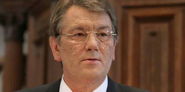 Ukraynanın keçmiş prezidenti gözlənilmədən Bakıya gəlib