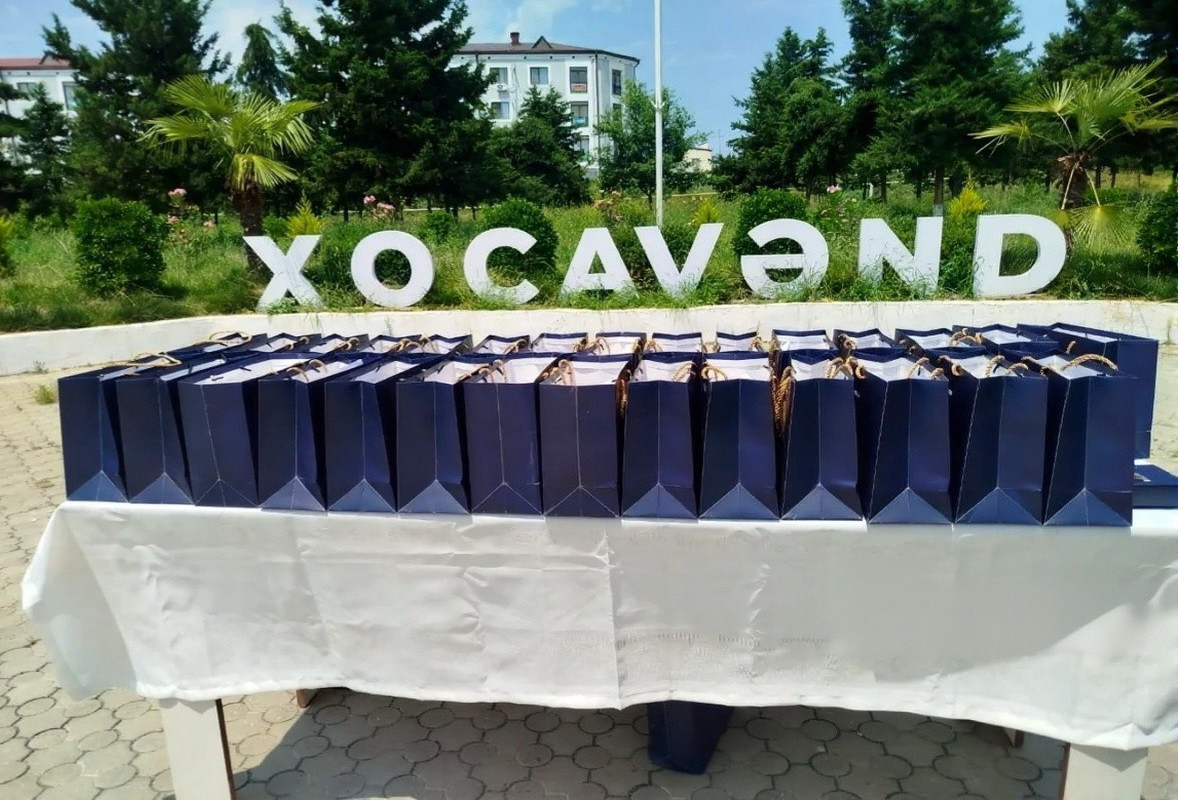 Xocavəndin iki kəndinə 39 ailə köçürülüb, mənzillərin açarları təqdim olunub