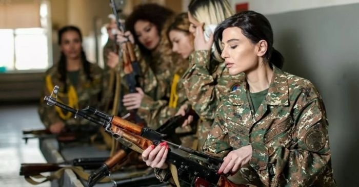 Ermənistan ordusu "ölür":