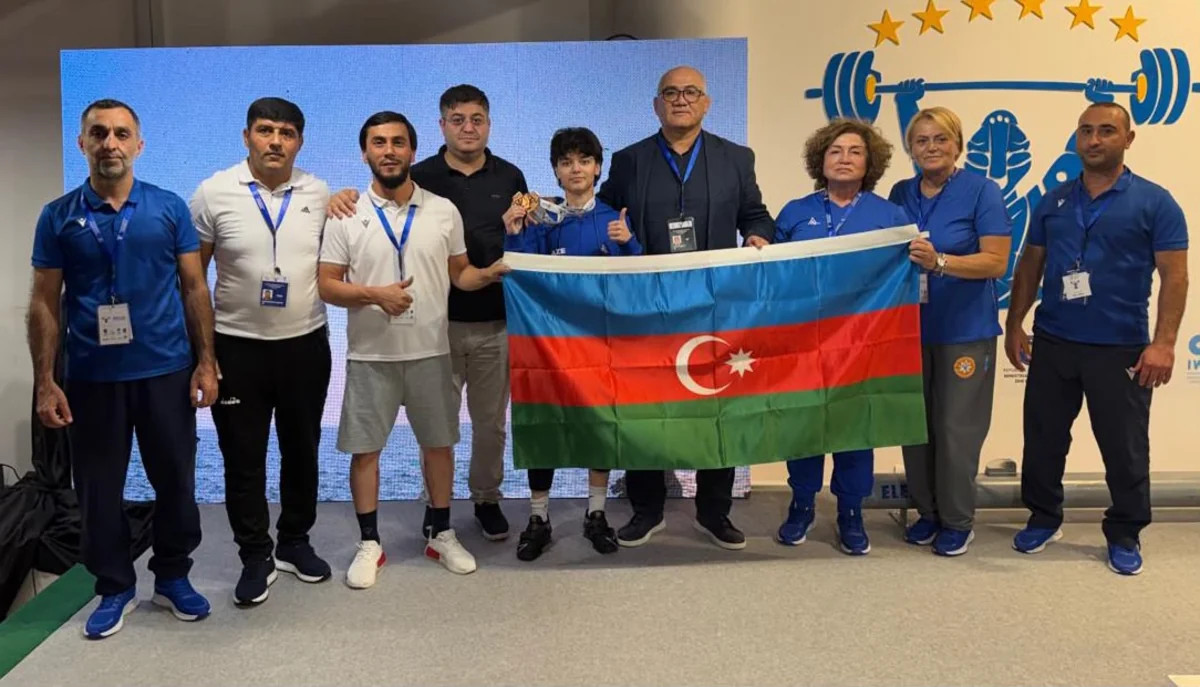 Azərbaycan ağırlıqqaldıranı Nuray Əbilova Avropa birinciliyində iki medal qazanıb