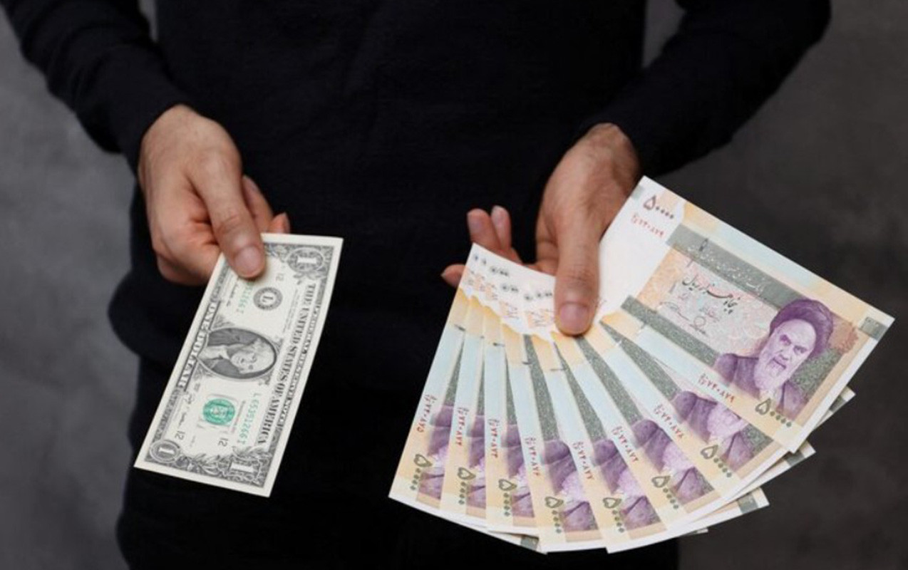 İran ABŞ dollarından imtina etməyə çağırdı