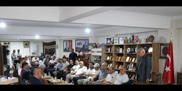 İğdır Azərbaycan Evində “Her Yönüyle Iğdır” kitabının təqdimatı keçirilib