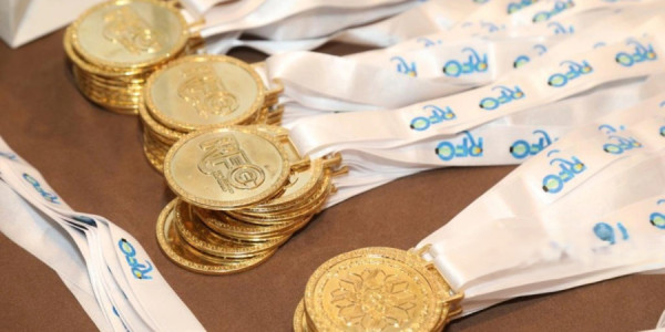 Azərbaycanlı ağırlıqqaldıran Avropada medal qazandı