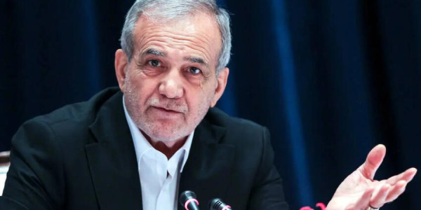 Pezeşkian müharibə ilə bağlı