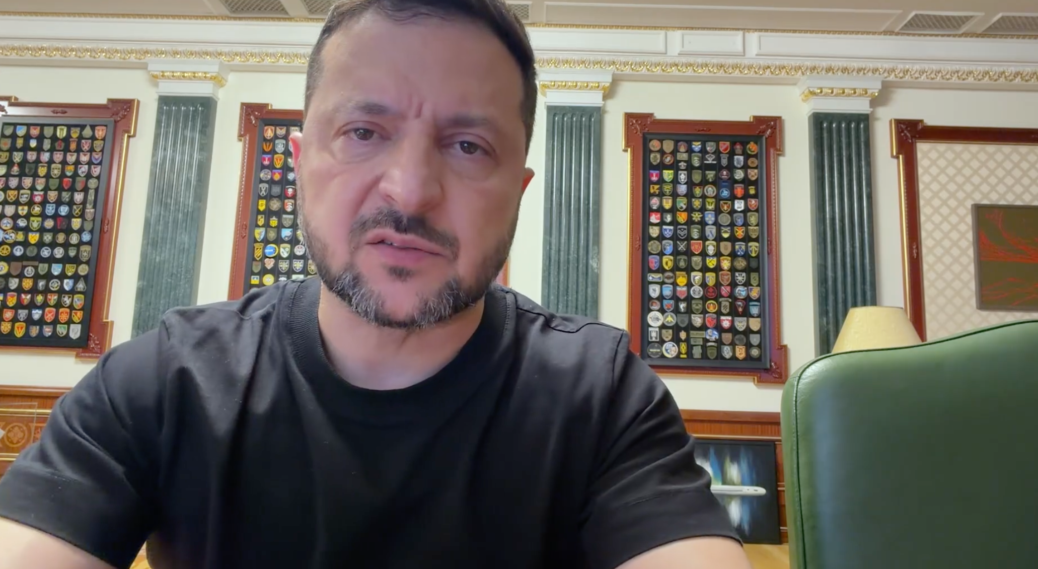 Zelenski mütləq vəhşilik adlandırdığı hücuma cavab verəcəyini açıqladı