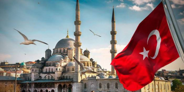 Türkiyə Şərqi Aralıq dənizində hərbi-dəniz qüvvələrini gücləndirib