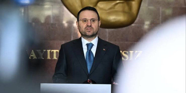 Türkiyə Netanyahunun beynəlxalq axtarışa verilməsini