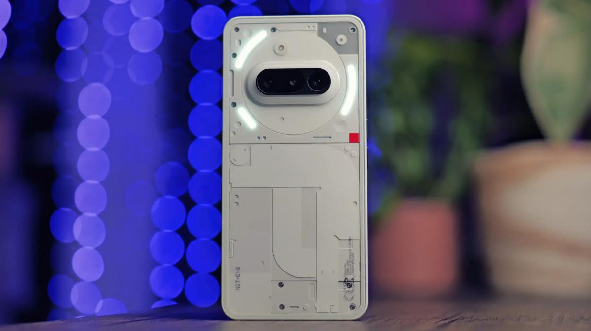 Heç kimin gözləmədiyi smartfon ilin qalibi olub