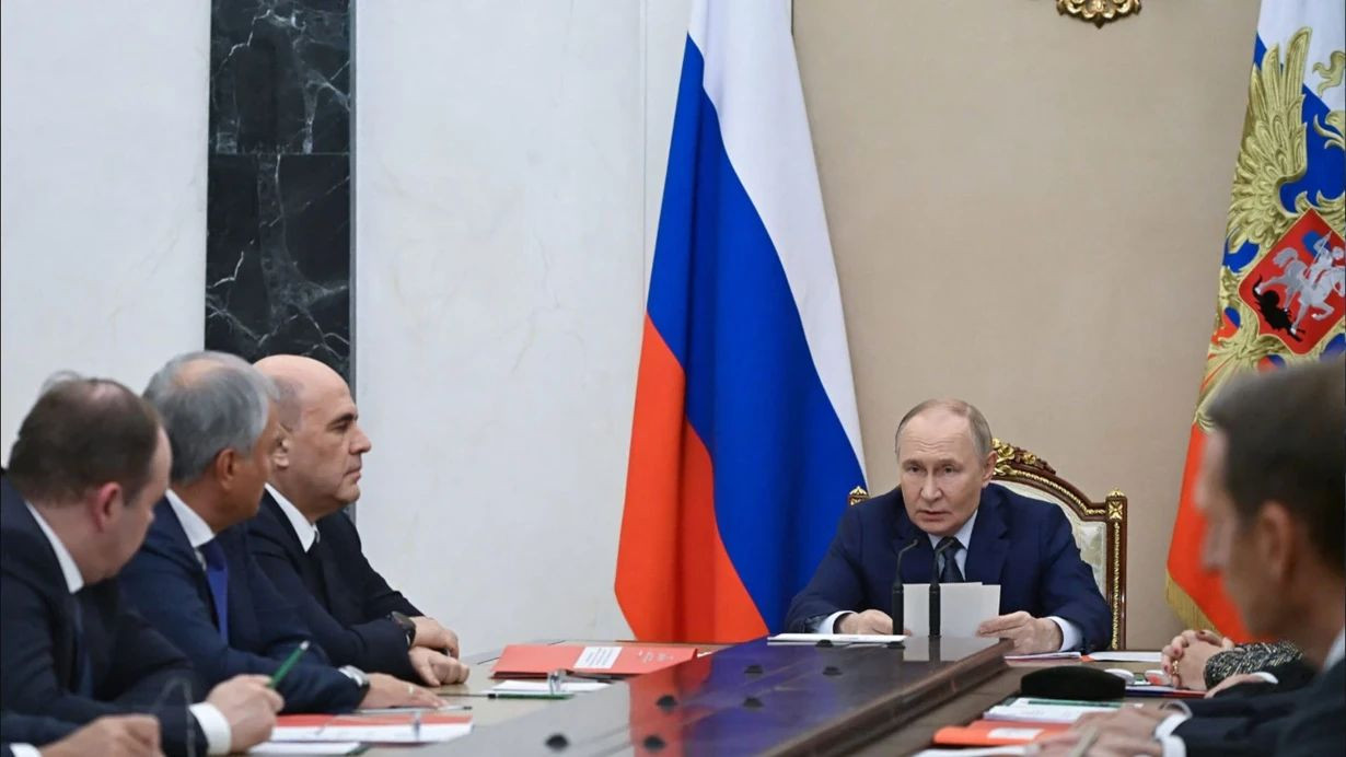 Putinin ən güclü qalasında gizli savaş başlayıb