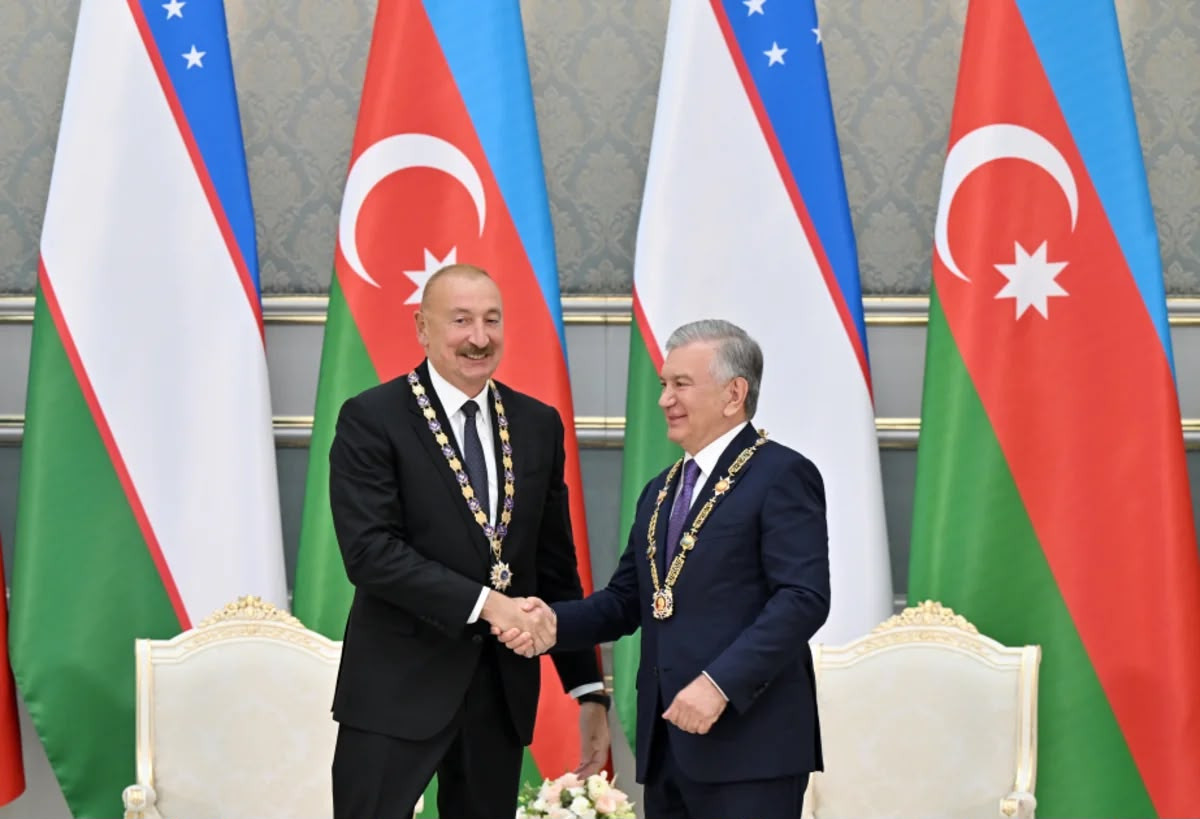 Daşkənddə Azərbaycan və Özbəkistan prezidentlərinin təltifolunma mərasimi keçirilib