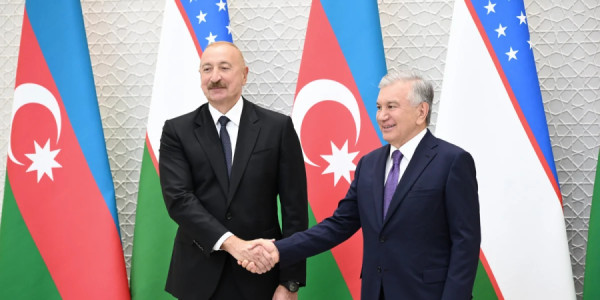Şavkat Mirziyoyev "Heydər Əliyev" ordeni ilə təltif edilib