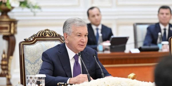 Mirziyoyev Özbəkistan-Azərbaycan nəqliyyat dəhlizinin yaradılmasını təklif edib