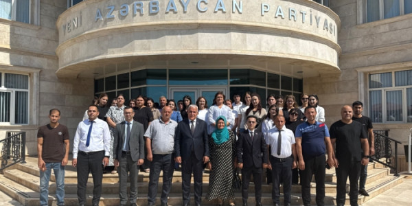 Milli Məclisin deputatı Vüqar Rəhimzadə Culfada seçiciləri ilə növbəti görüşünü keçirib