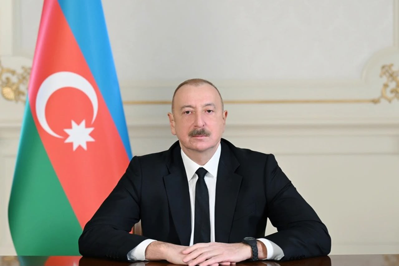 İlham Əliyev Kasım-Jomart Tokayevi təbrik edib