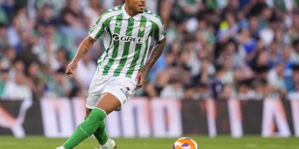 "Mançester Siti" "Betis"in futbolçusu Natanla maraqlanır