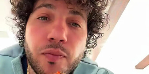 Benny Blanco 5 gün yalnız pizza yeyərək 2 kilo arıqladığını açıqladı