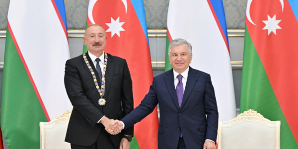 Prezidentin Özbəkistana dövlət səfəri: strateji tərəfdaşlıqdan əbədi dostluğa