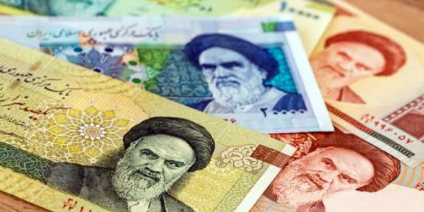 İranın milli valyutası kəskin şəkildə ucuzlaşıb