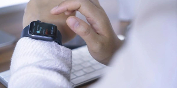 Apple və Samsung istifadəçilərinə saatlarla bağlı pis xəbər
