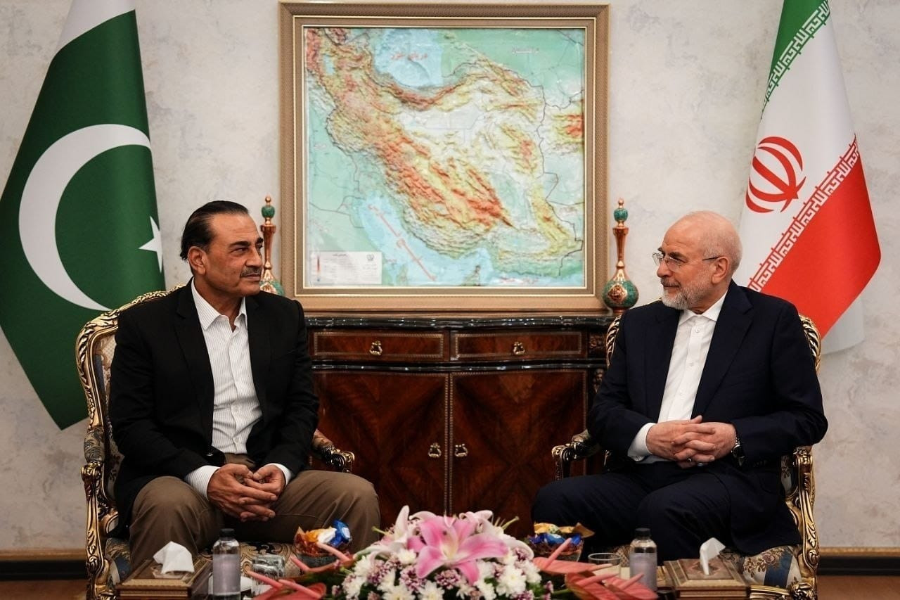Qalibaf Pakistan Silahlı Qüvvələrinin komandanı ilə görüşüb