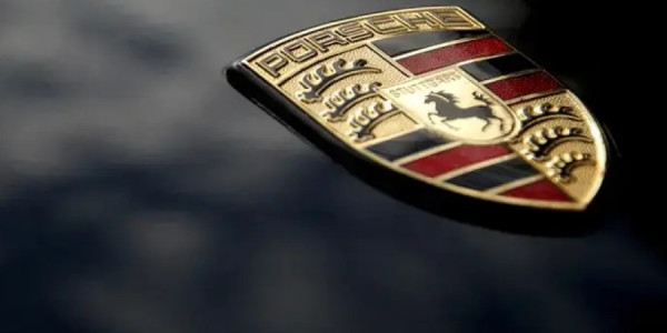 "Porsche" MHP-dəki payını satır