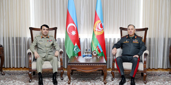 Azərbaycan və Pakistan hərbi əlaqələri