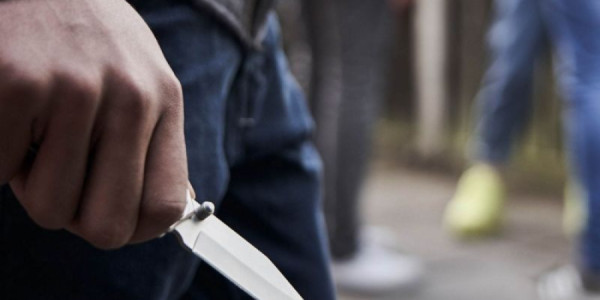 Uşaqları uçuruma aparan yol -