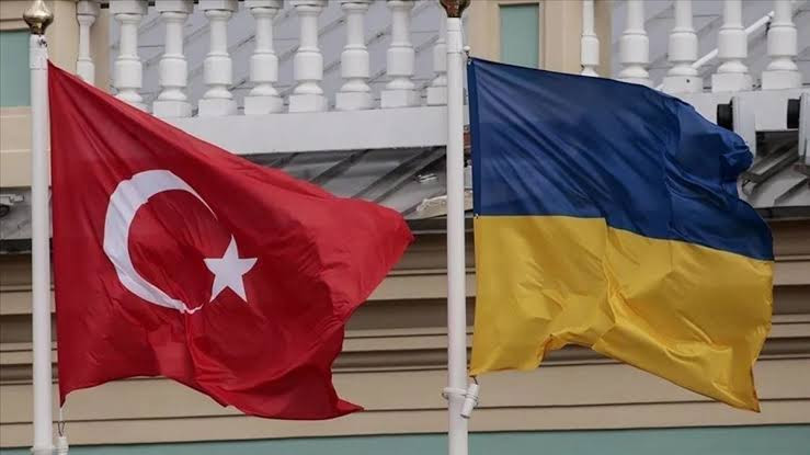 Türkiyə ilə Ukrayna arasında mühüm görüş keçirilib