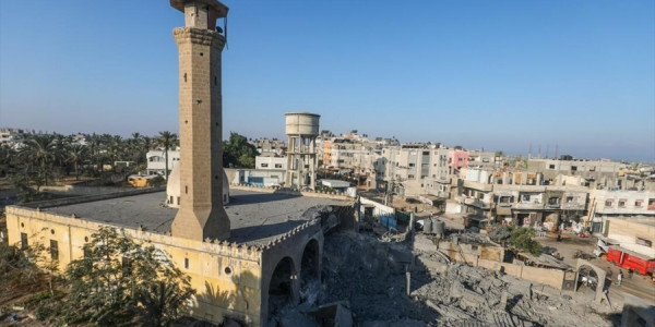 Qəzzada dağıdılmış məscidin qalıqları qorunur