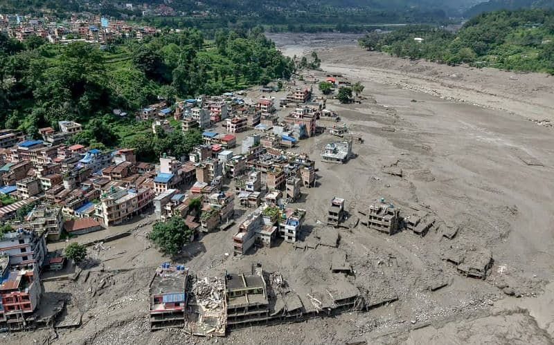 Nepal və Tibetdə sel fəlakəti: 768 nəfər ölüb, 3 mindən çox insan itkin düşüb