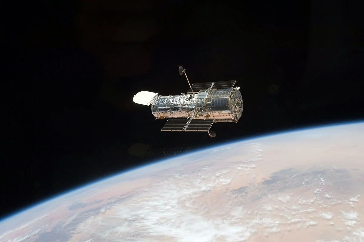 NASA-nın yeni kosmik teleskopu orbitə buraxılıb