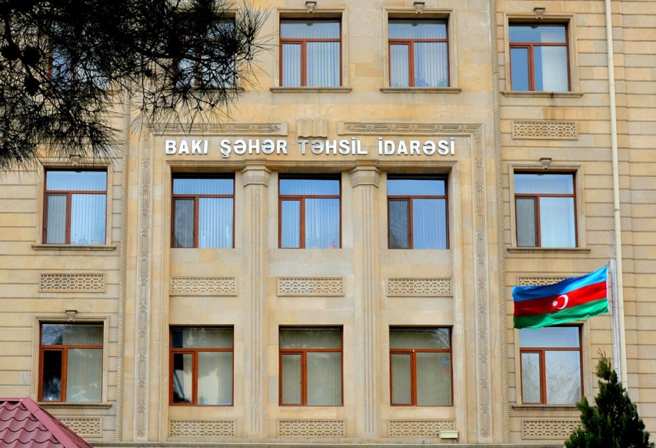 Paytaxt təhsil işçilərinin sentyabr konfransı başlayıb