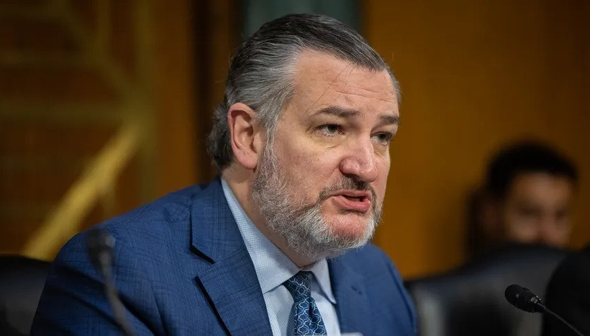 Ted Cruz İrandakı etirazçıların silahlandırılmasını istəyib
