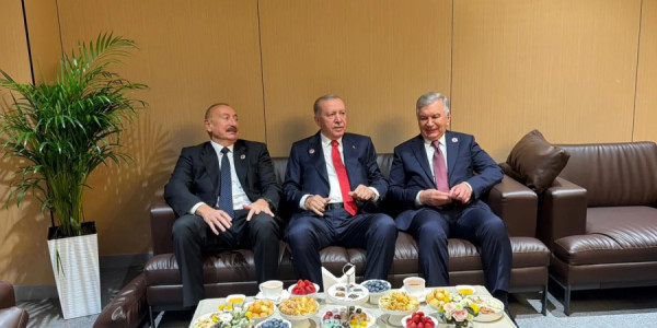 Azərbaycan, Türkiyə, Özbəkistan və İran prezidentləri Bişkekdə bir araya gəliblər