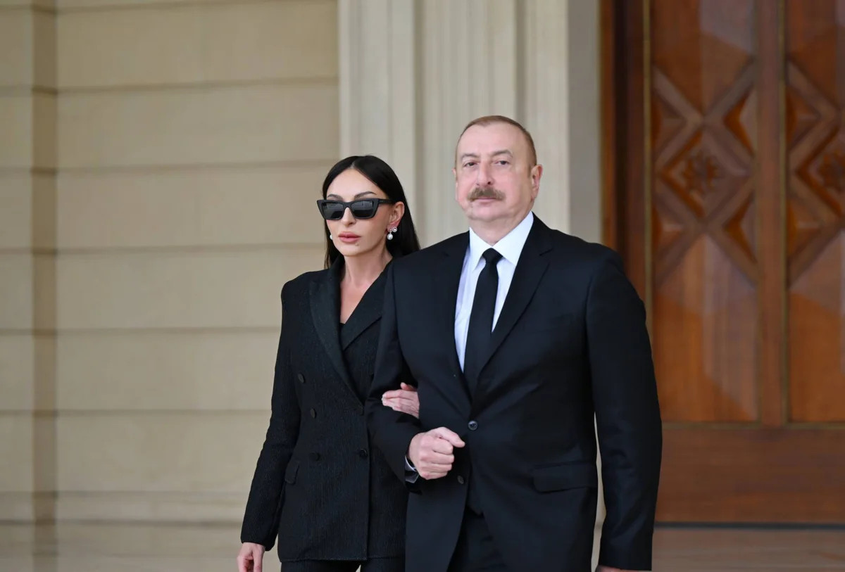 İlham Əliyev və Mehriban Əliyeva Bişkekdə 6-cı Dünya Köçəri Oyunlarının açılış mərasimində iştirak edir