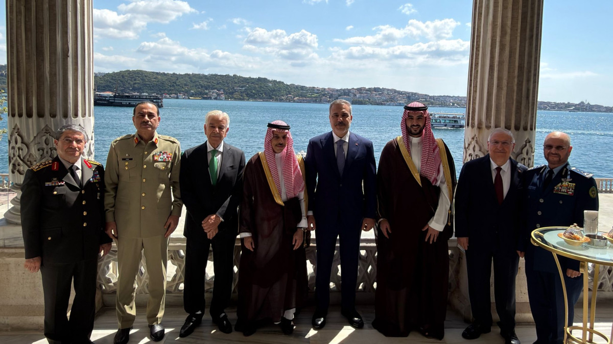 Məkkə müdafiə sazişi rəsmiləşdi: Cənubi Qafqaz üçün də yeni mərhələ