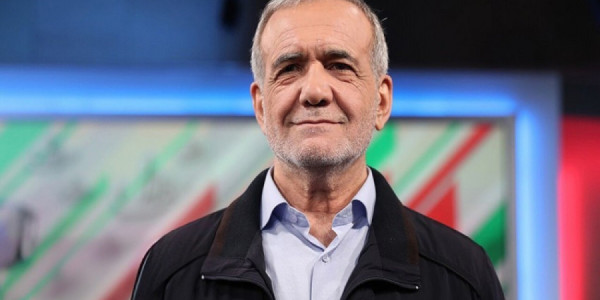 Bişkekdə maraqlı an: Pezeşkian qızına Azərbaycan dilində səsləndi
